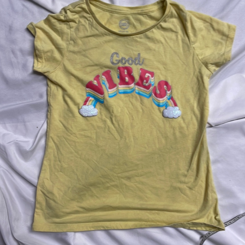 Wonder Nation Yellow glitter rainbow Good Vibes Girls Graphic Tee Shirt